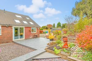 Photo 30- click for photo gallery